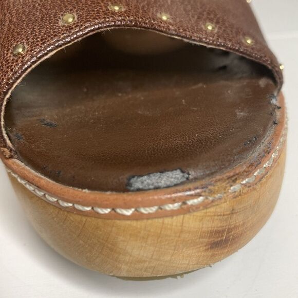 BANANA REPUBLIC Wood & Leather Chunky Heels - Picture 4 of 13